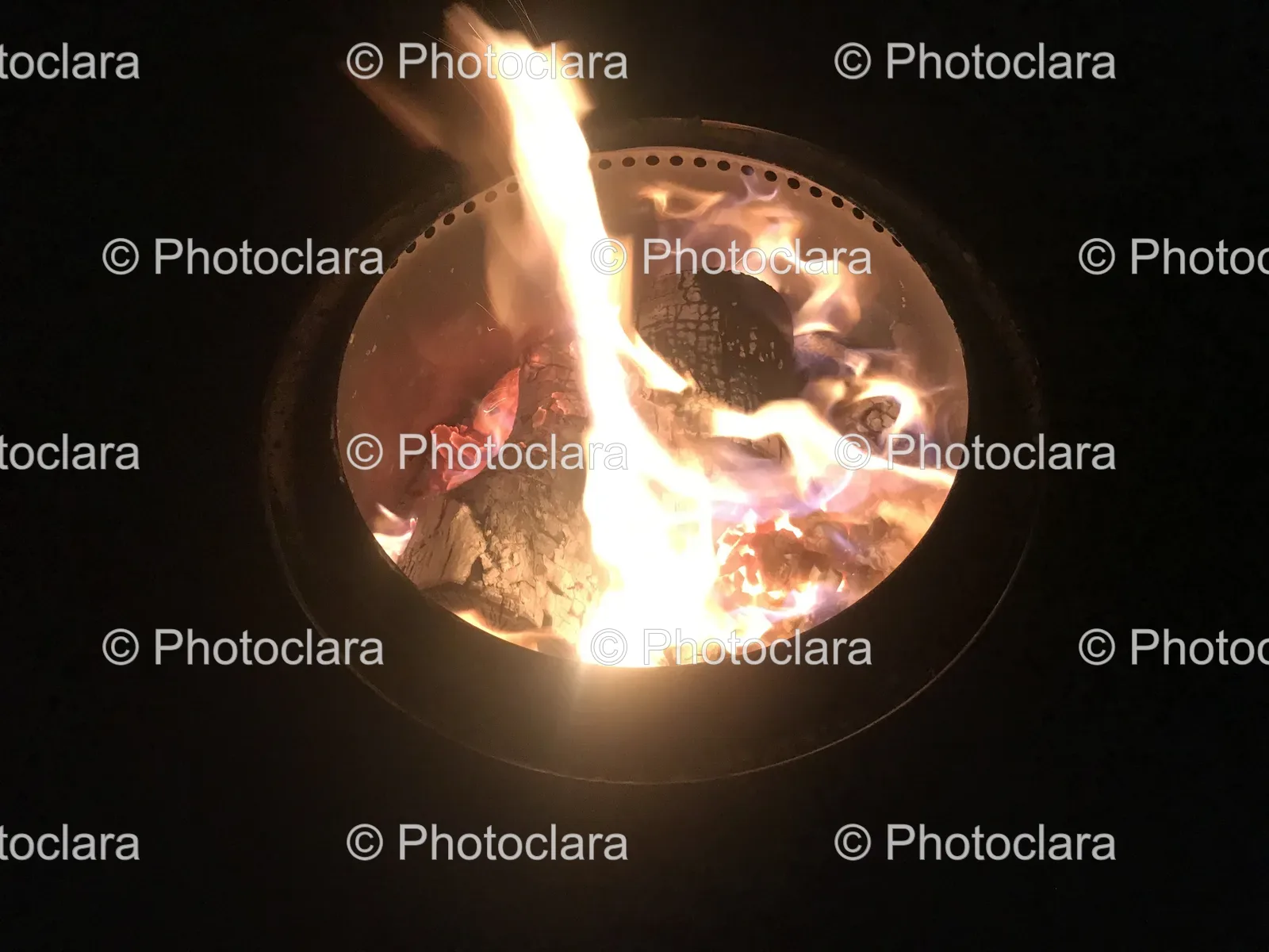 blazing-fire-in-cozy-fire-pit.jpg