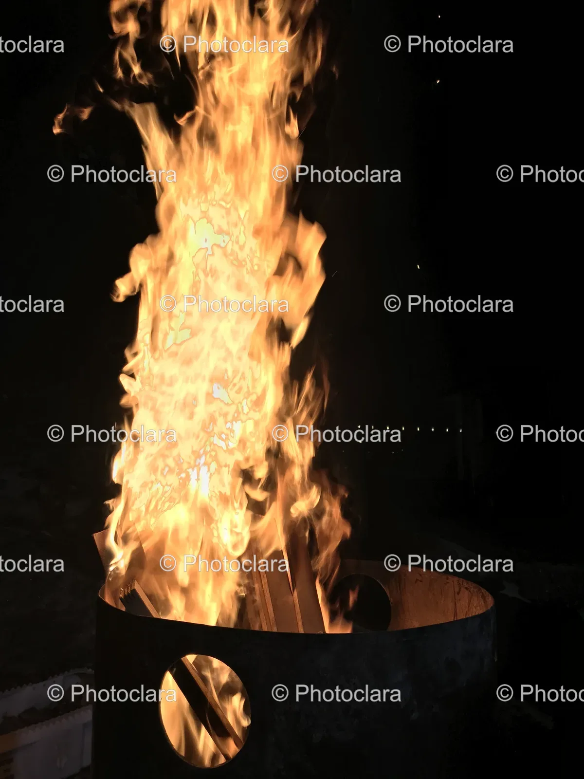 Fiery-Night-Bonfire.jpg