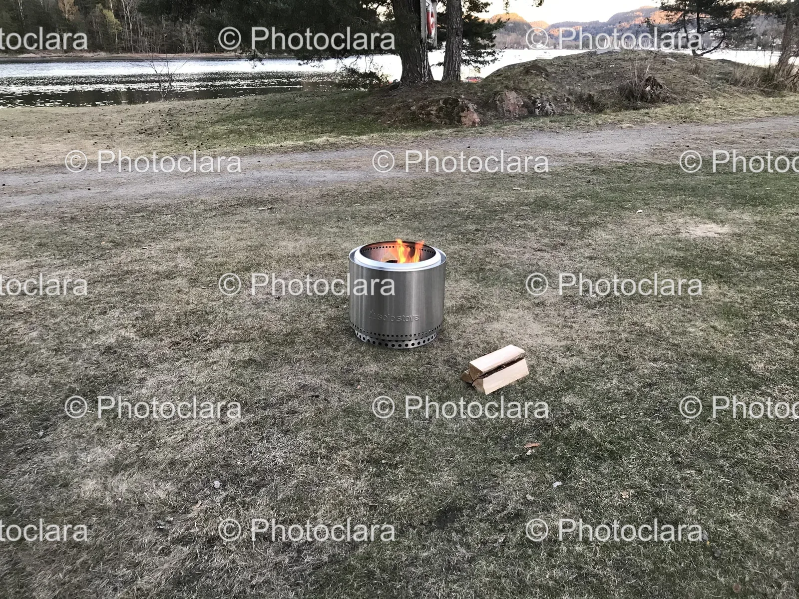 Lakeside-Firepit-with-Solo-Stove.jpg
