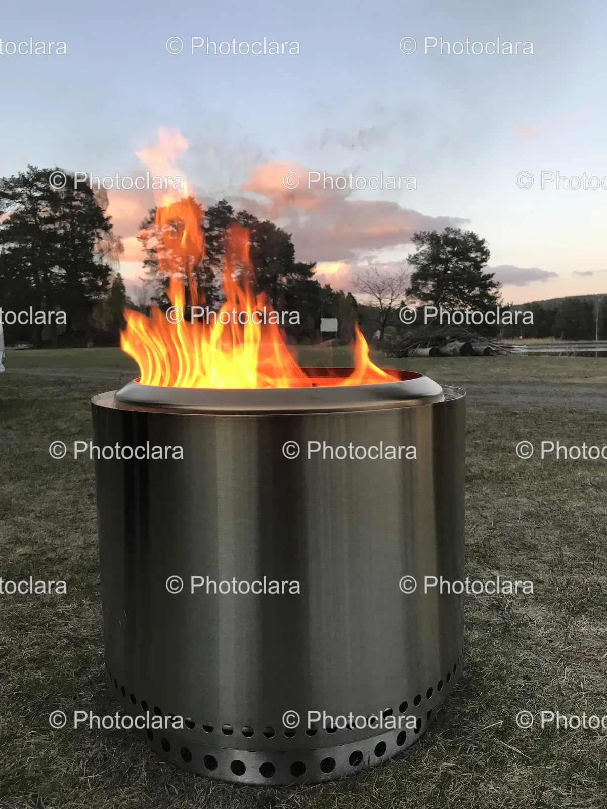 serene-outdoor-fire-pit.jpg