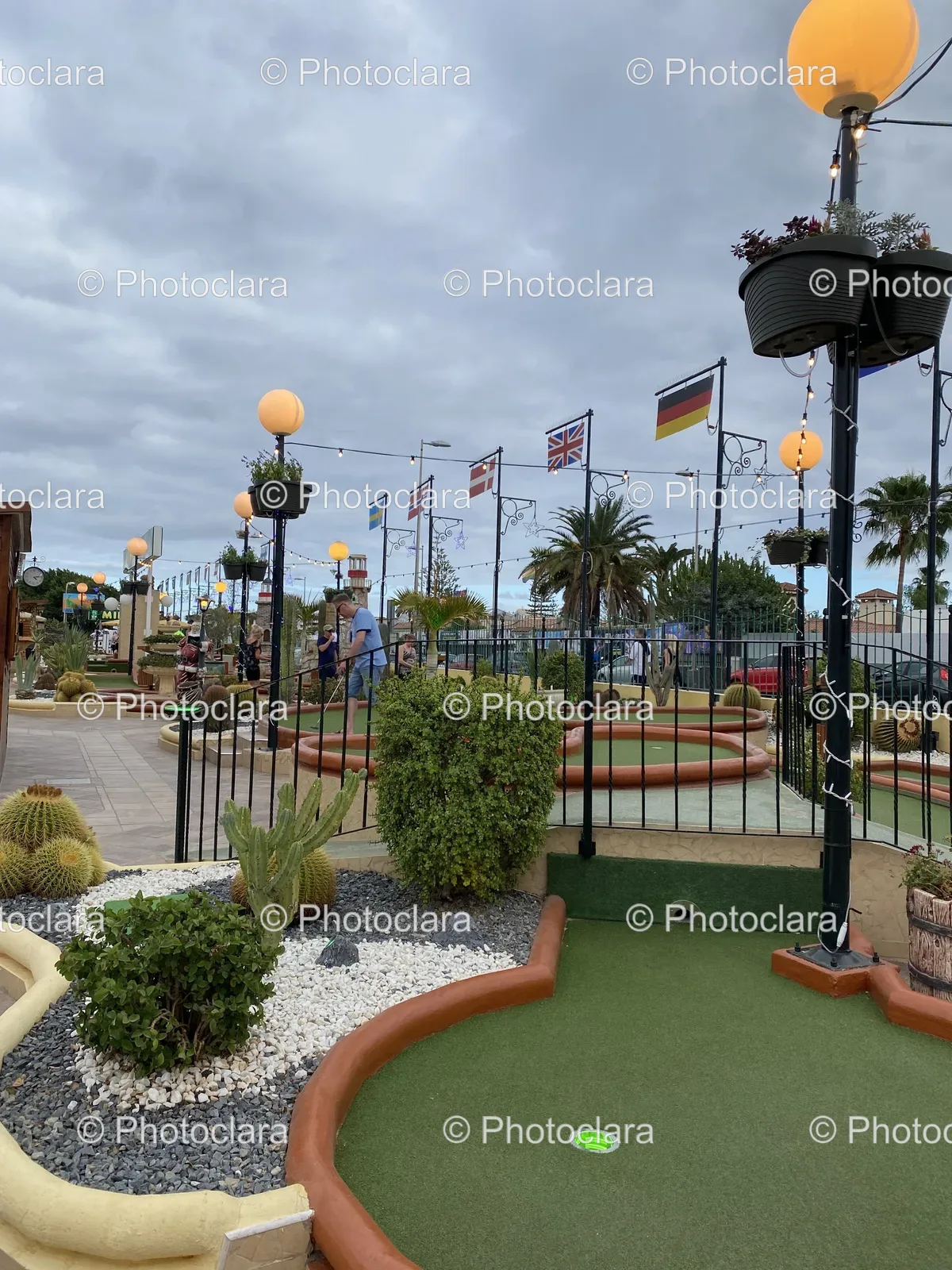 Mini-Golf-Course.jpg