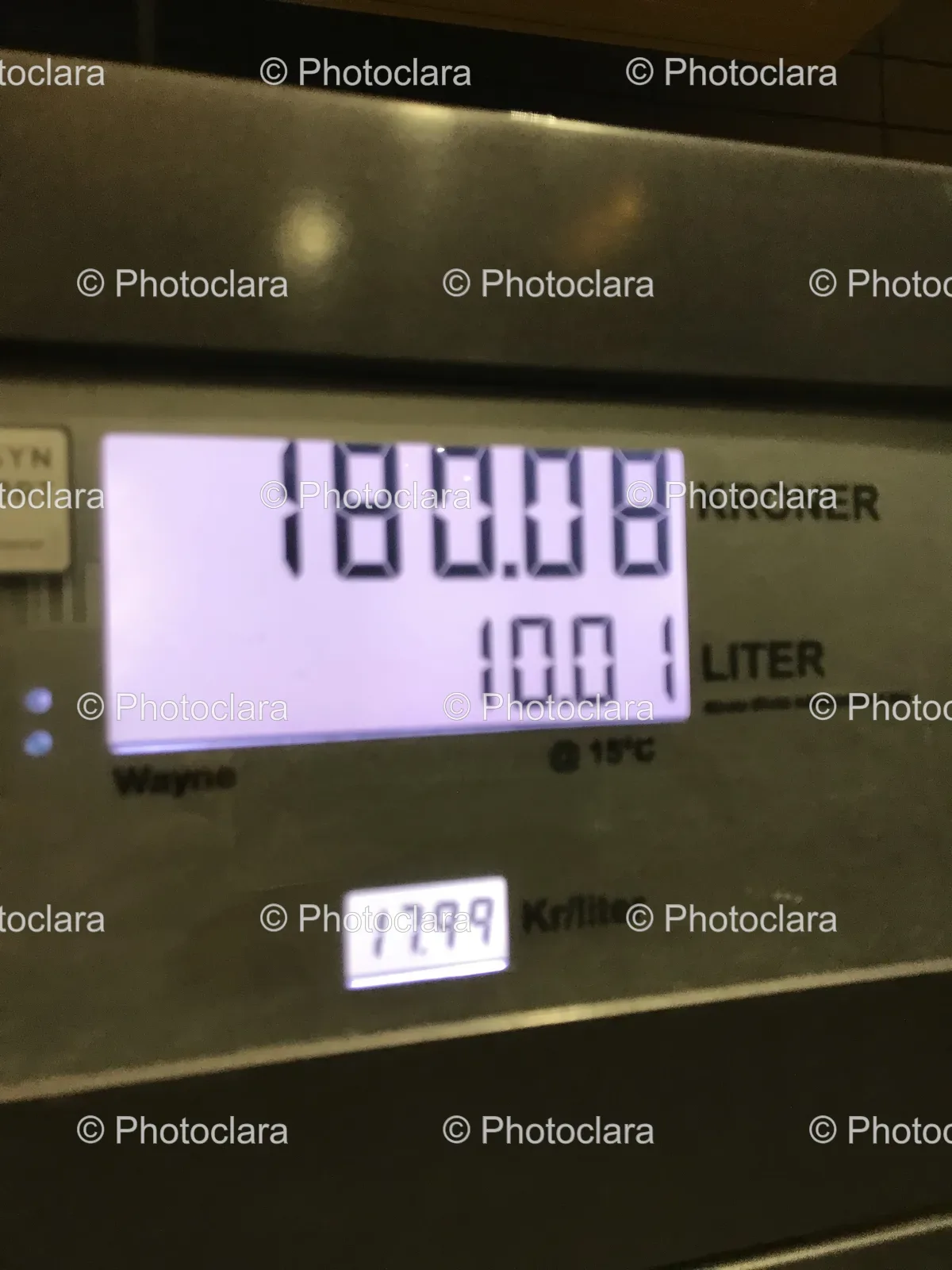 Digital-Gas-Pump-Display.jpg