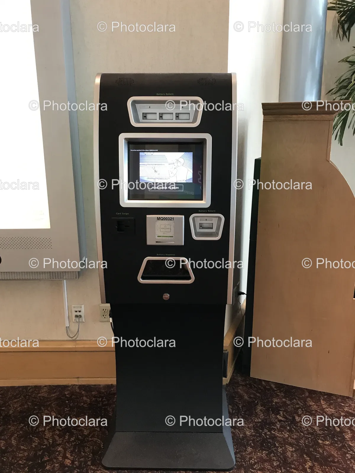 Battery-Return-Machine-with-Screen.jpg