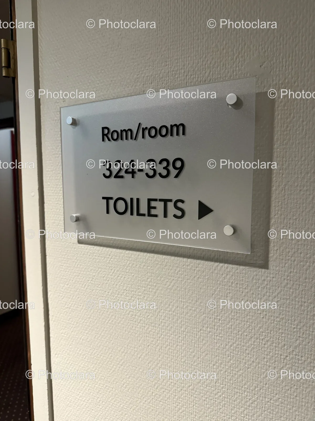 toilet-directions-sign.jpg