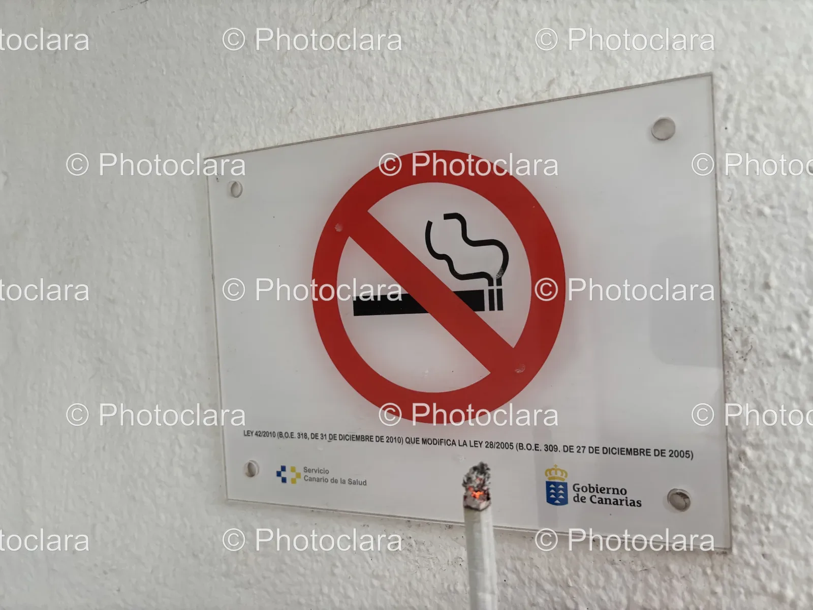 Spanish-Government-Legal-Sign-on-Wall.jpg