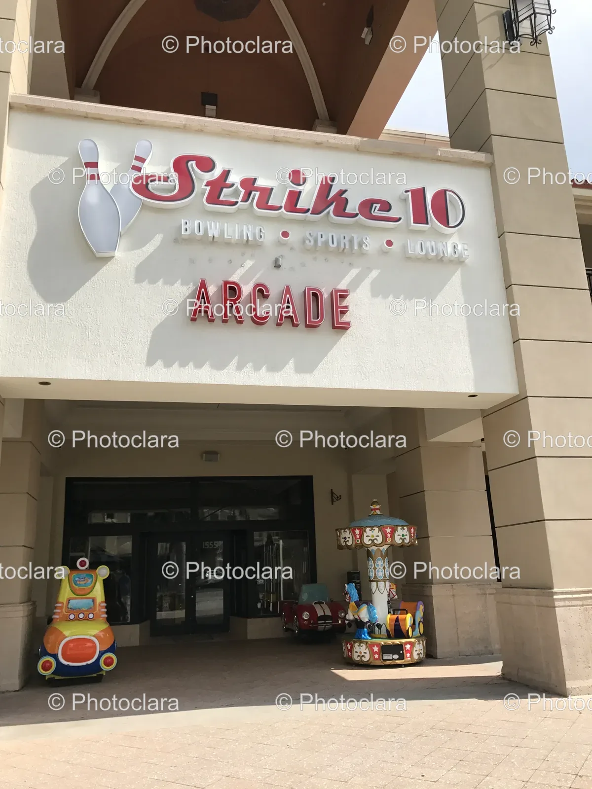 bowling-alley-sign-strike10.jpg