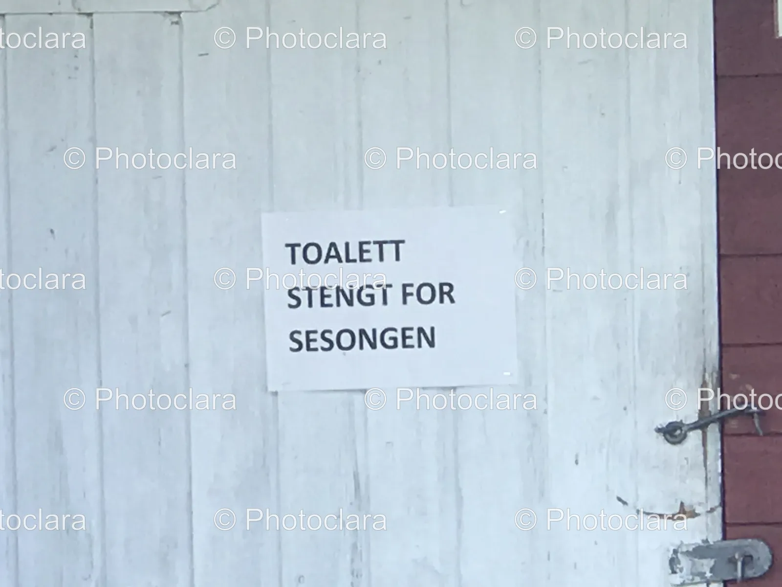 closed-restroom-sign.jpg