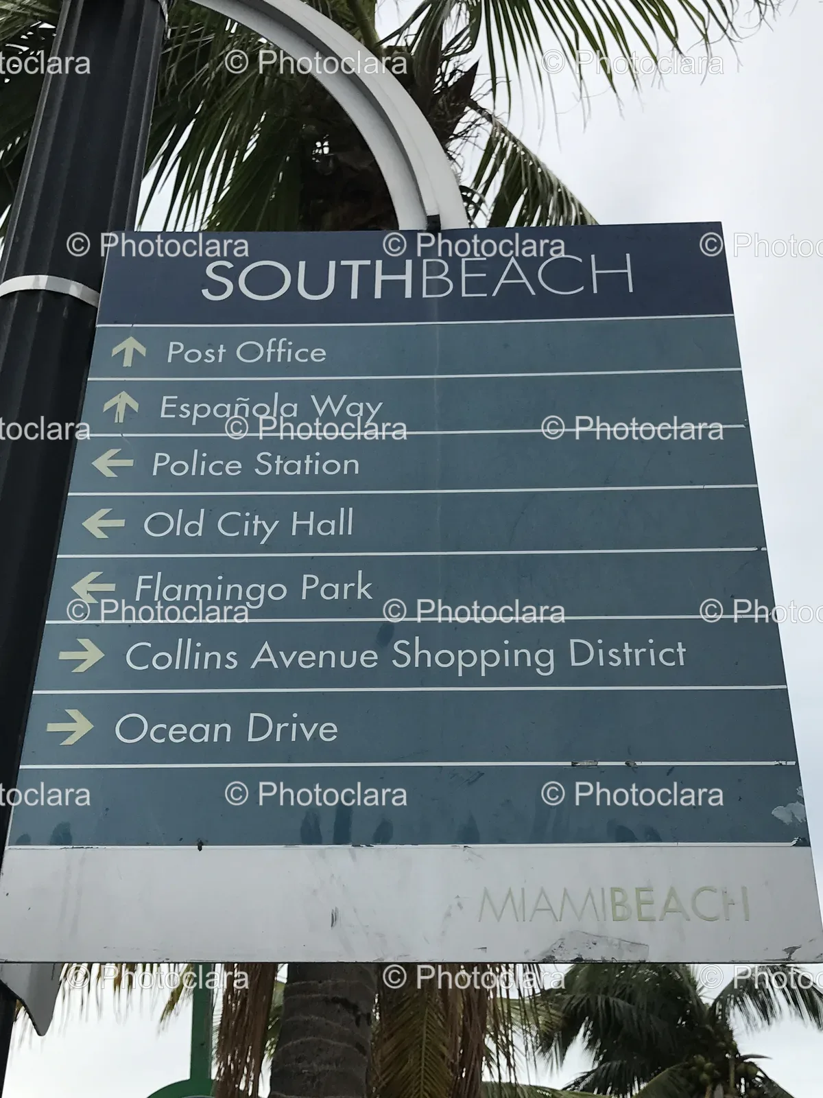 Guidance-Signs-in-South-Beach.jpg