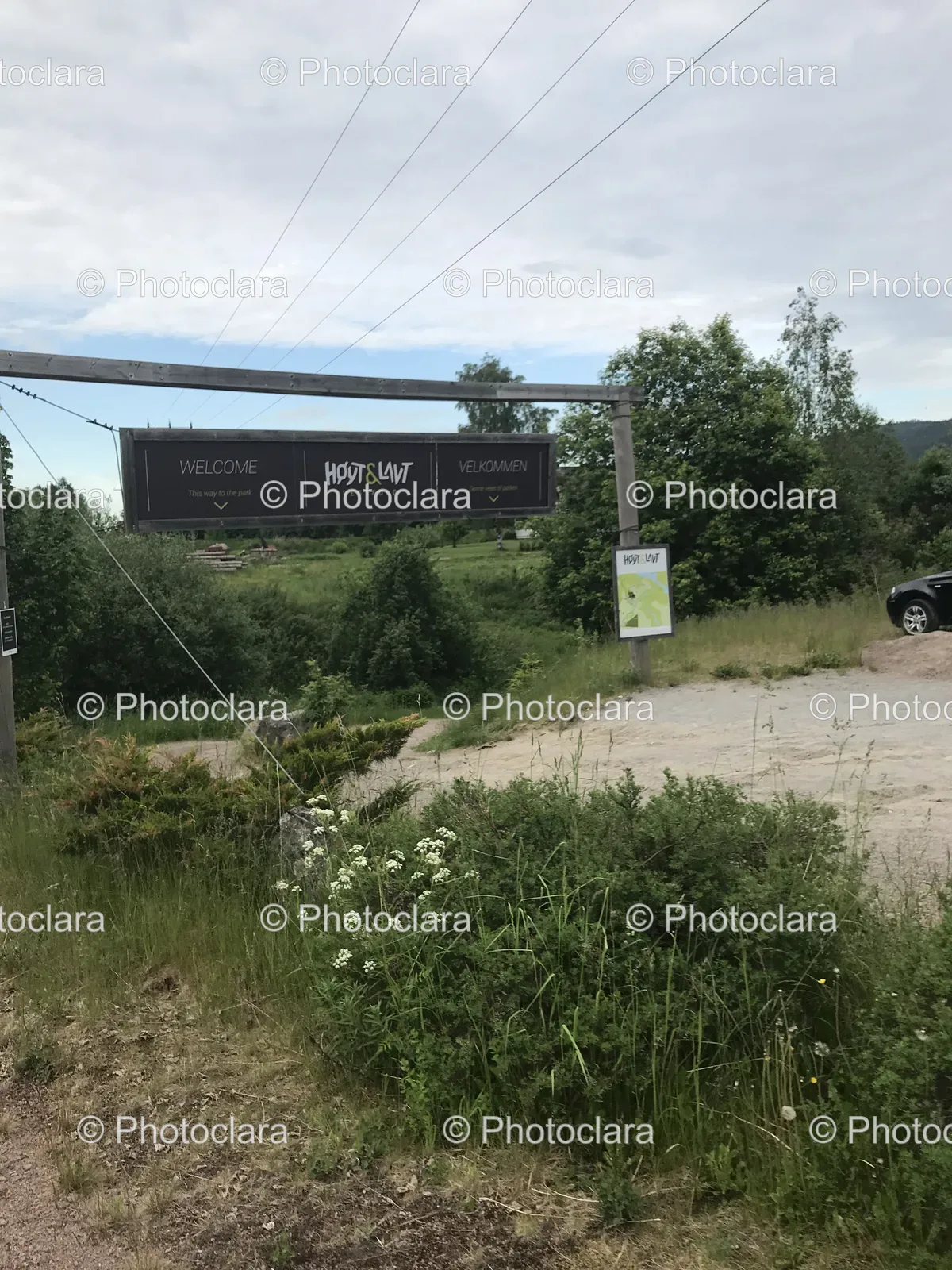 Welcome-Sign-To-The-Park.jpg