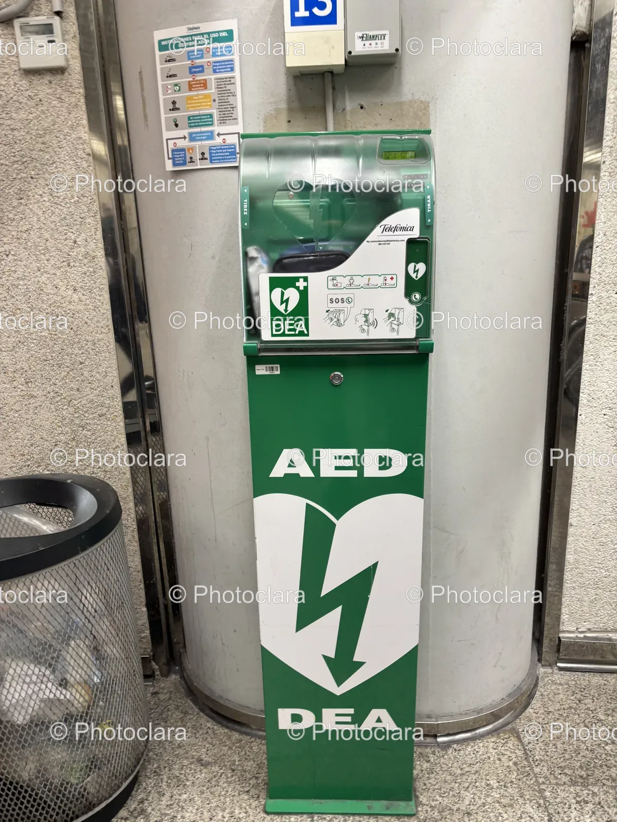 Green-and-White-Utility-Sign.jpg