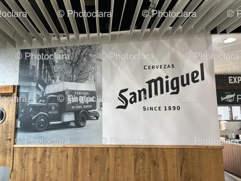 Restaurant and Bar Signs