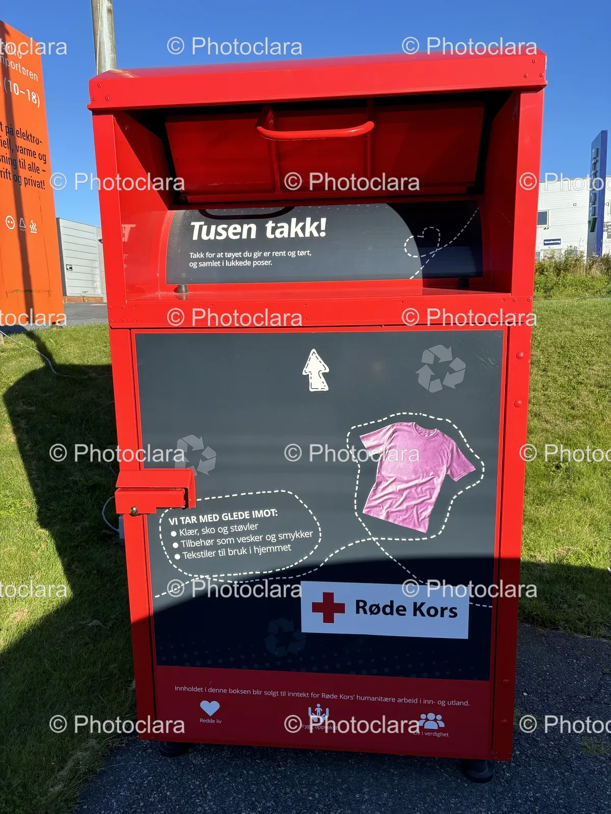Red-Trash-Can-with-Sign.jpg