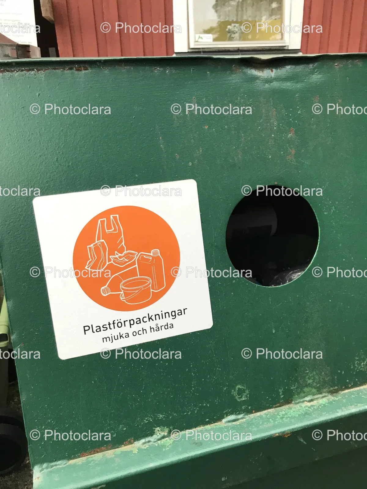 Sign-on-Green-Waste-Container.jpg