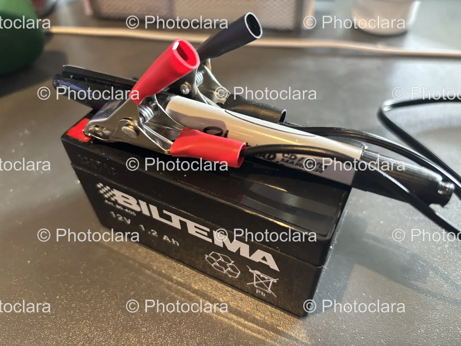 Battery-with-Clamp-Attachment.jpg