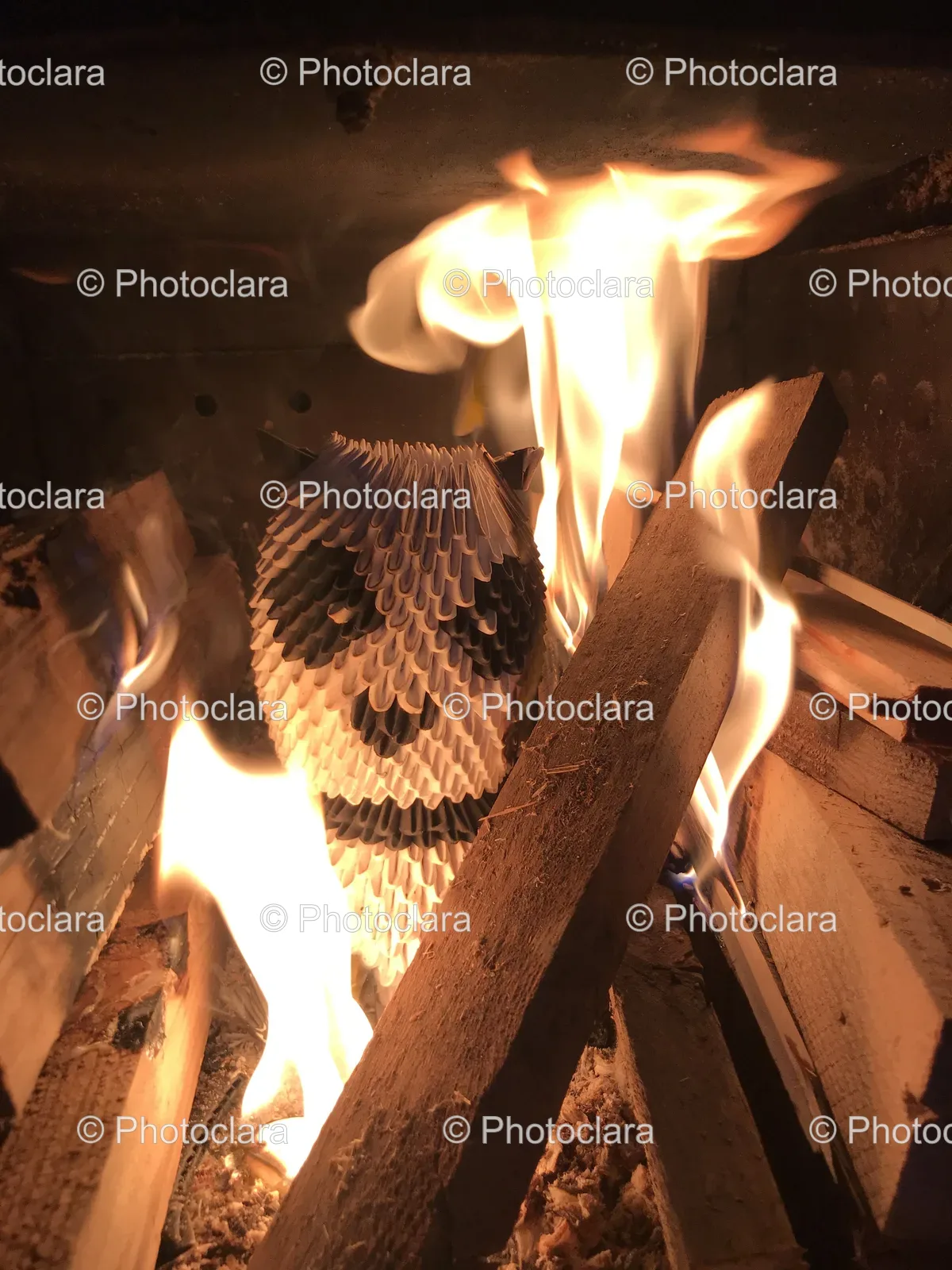 Burning-Paper-Sculpture.jpg