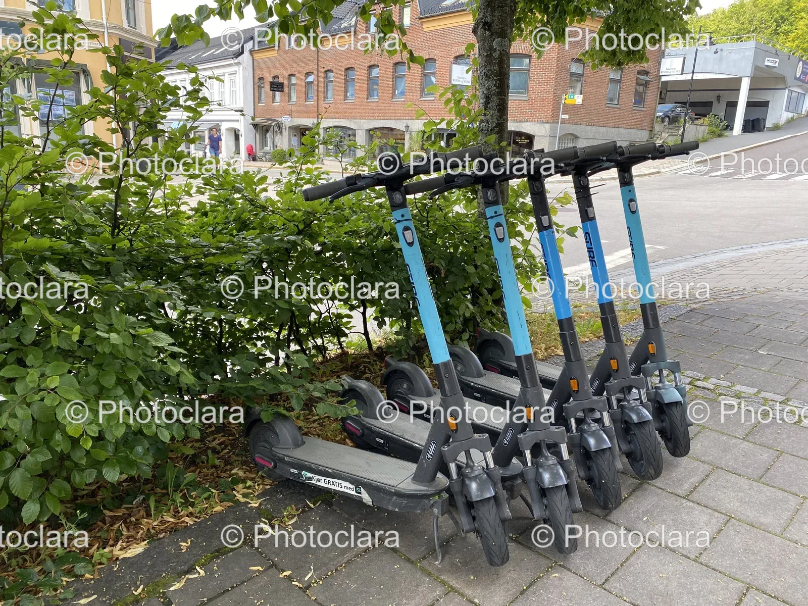 scooters-parked-on-sidewalk.jpg