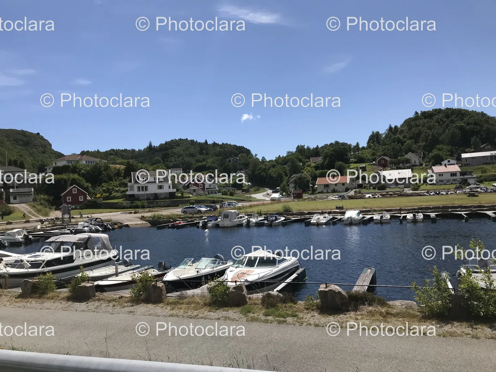 group-of-boats-on-water.jpg