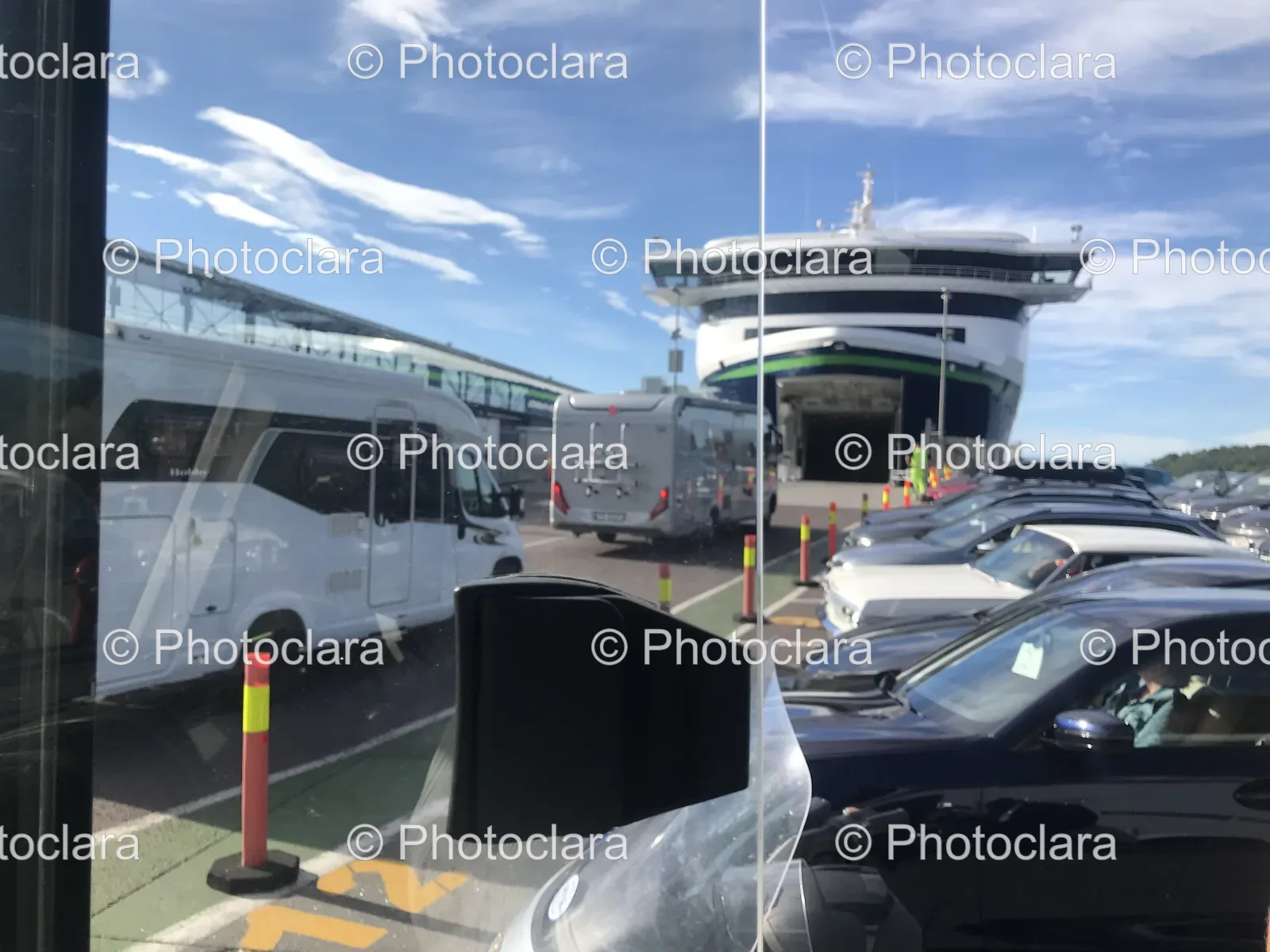cars-and-cruise-ship-at-dock.jpg
