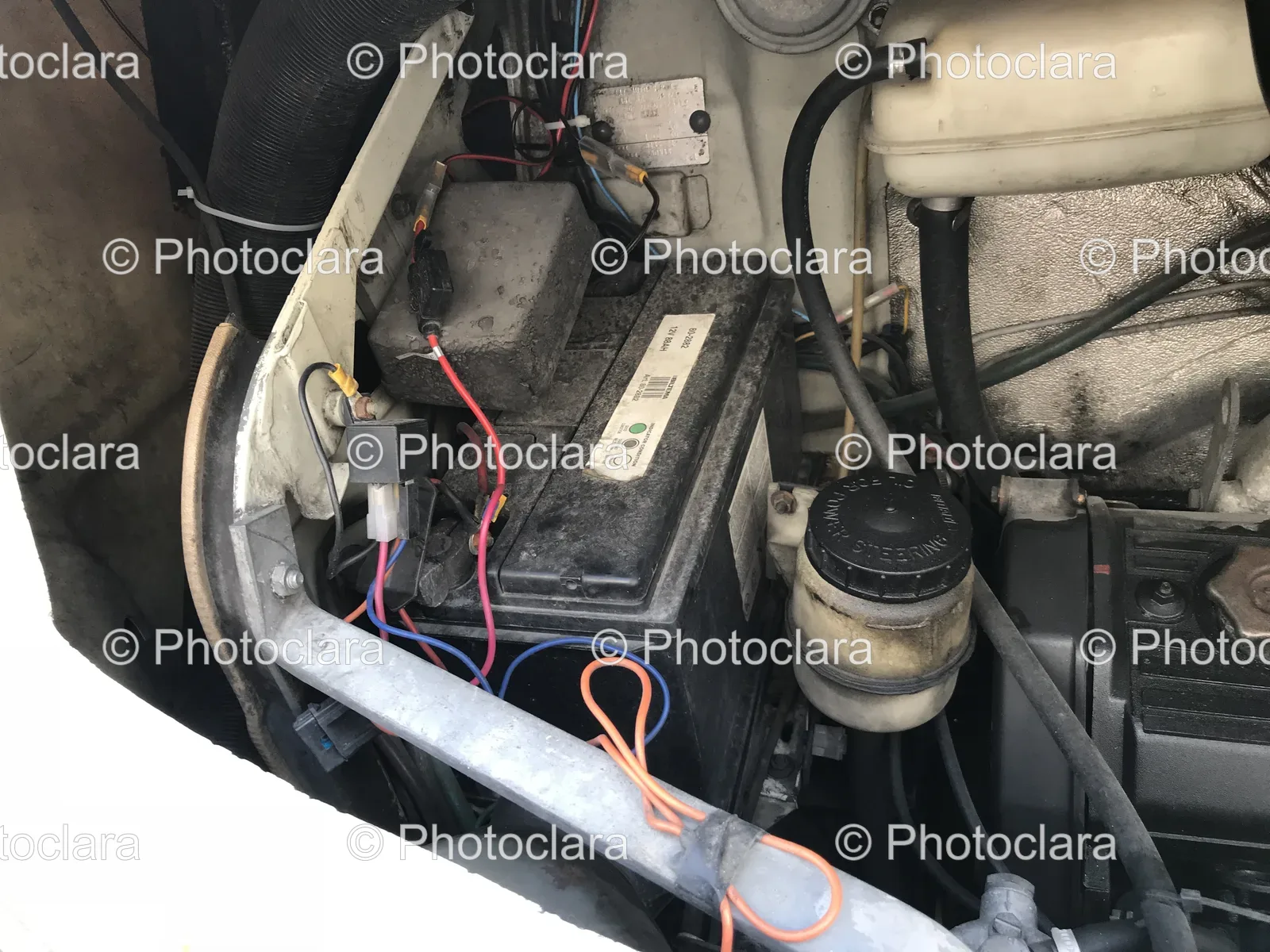Detailed-Car-Engine-with-Wiring.jpg