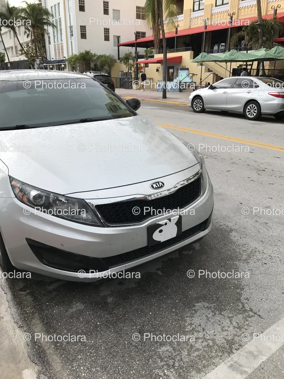 parked-car-on-roadside.jpg