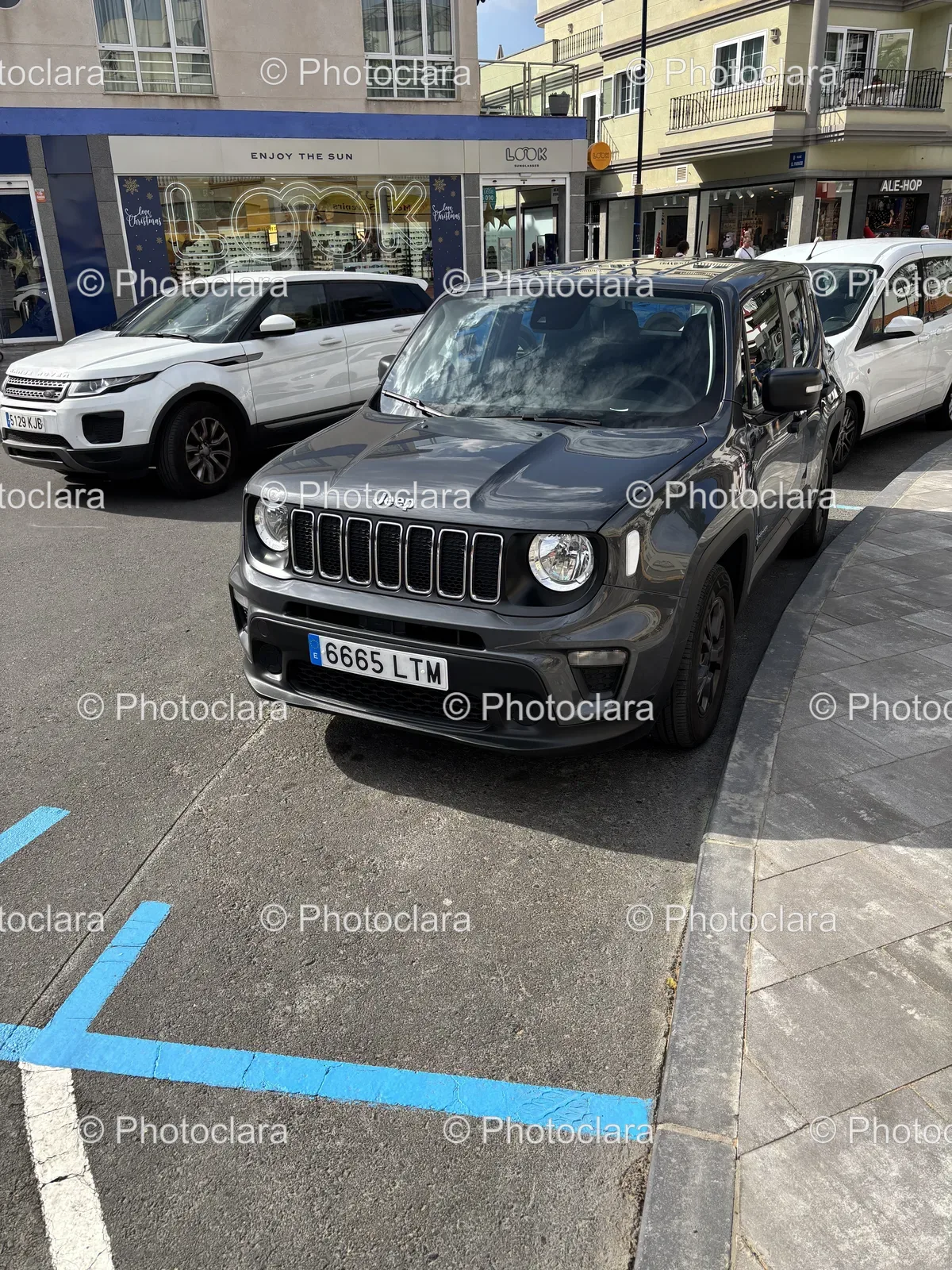 Parked-Car-Side-of-Road.jpg