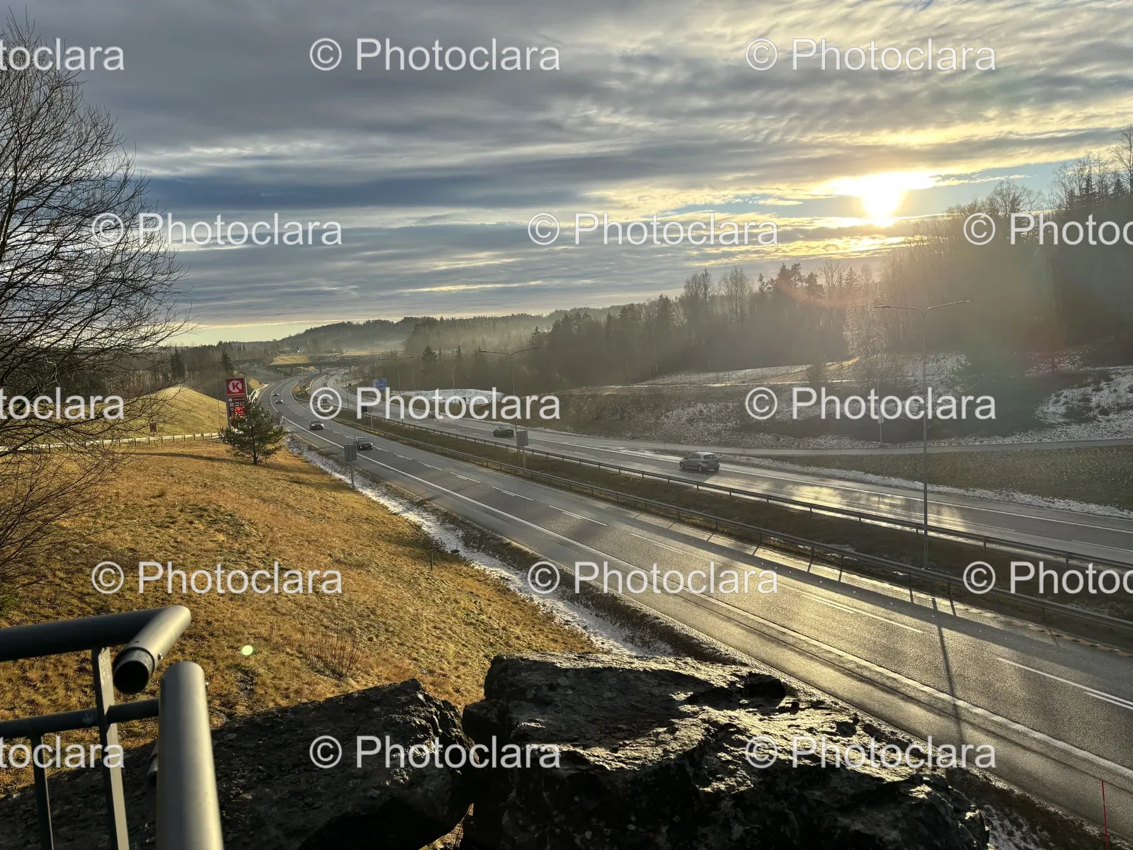 Scenic-Roadway-Journey.jpg