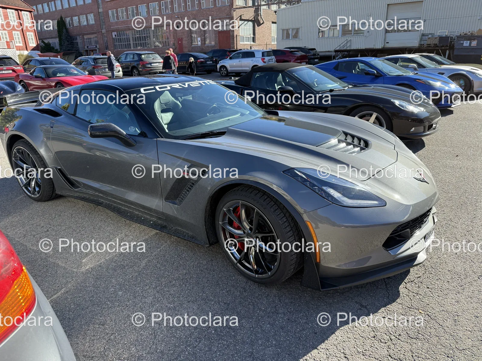 Group-of-Cars-Parked-in-Parking-Lot.jpg