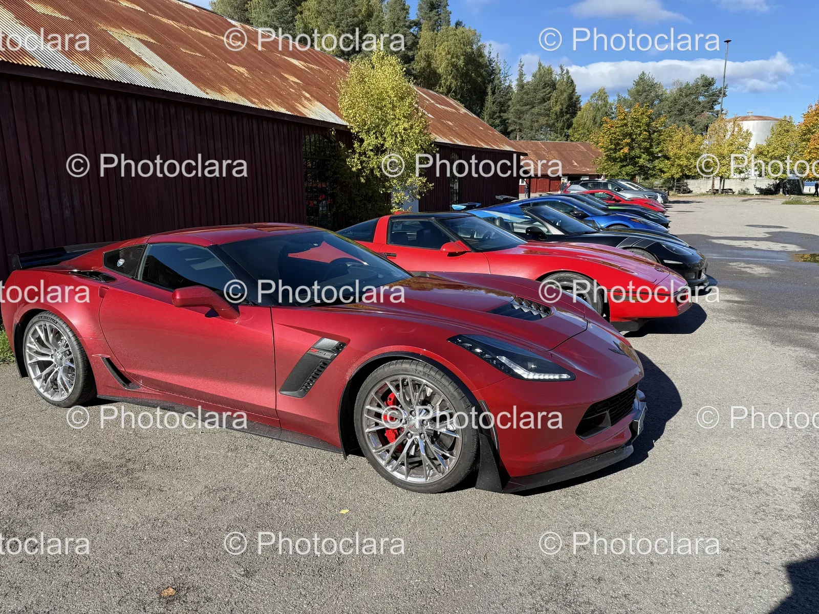 row-of-parked-cars.jpg