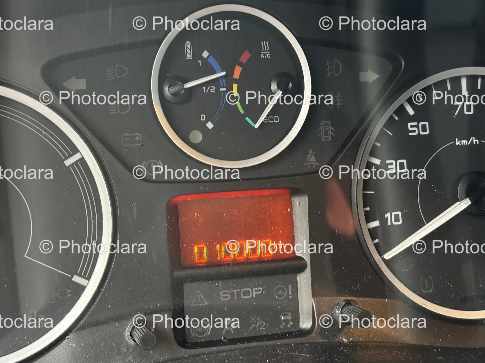 Car-Dashboard-Close-Up.jpg