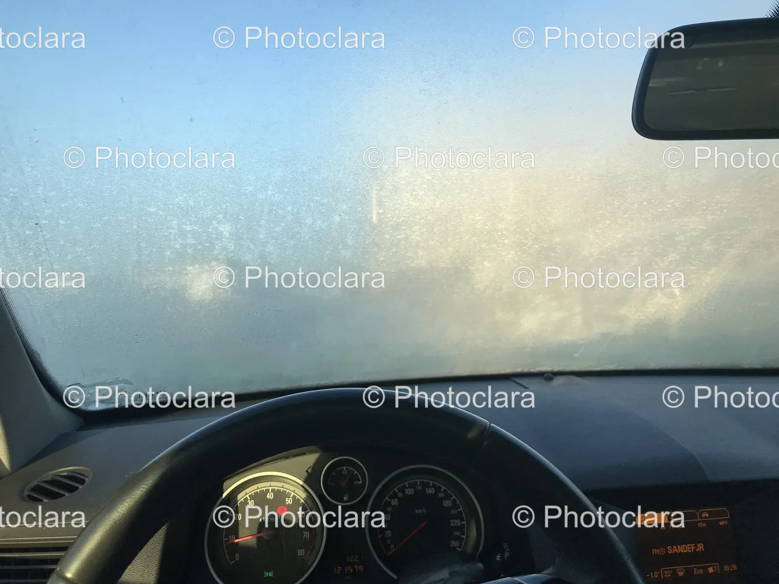 steering-wheel-dashboard-car.jpg