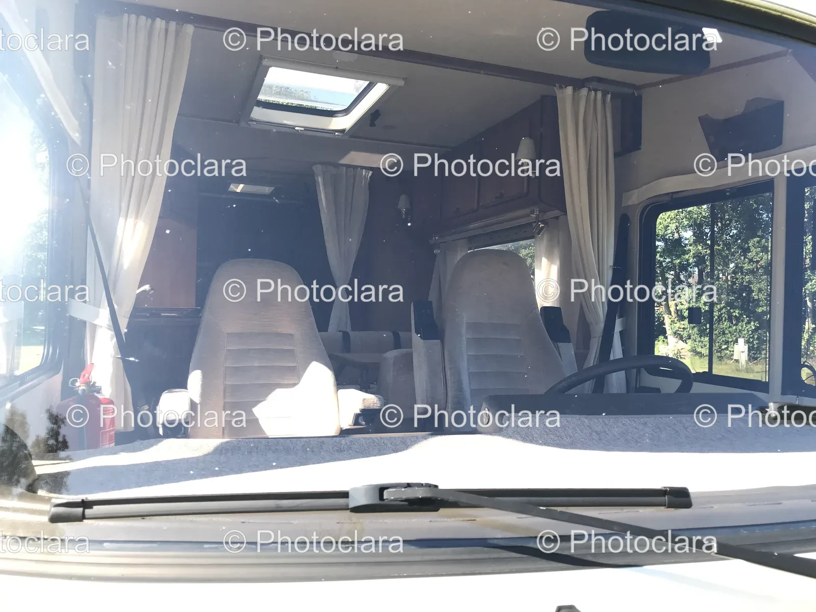 Vehicle-Skylight-Interior.jpg