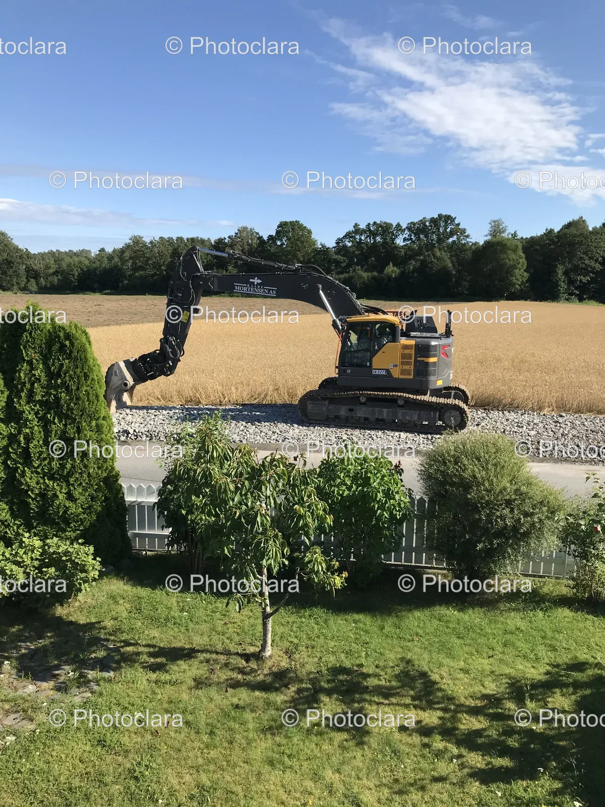 Construction-Vehicle-Side-Bucket-Mortensen-AS-ECR35SE.jpg