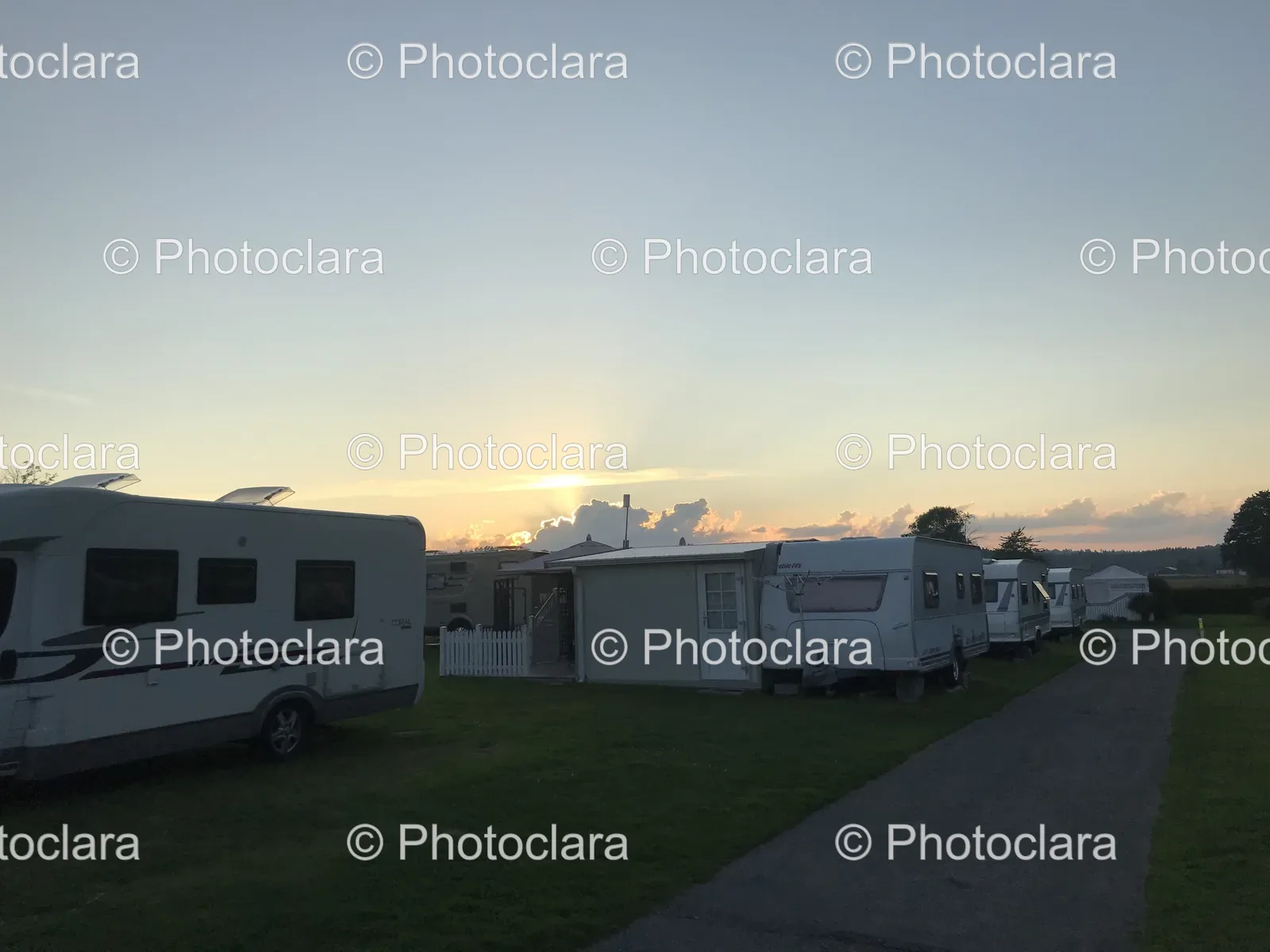 RVs-Parked-in-a-Row-at-Sunset.jpg