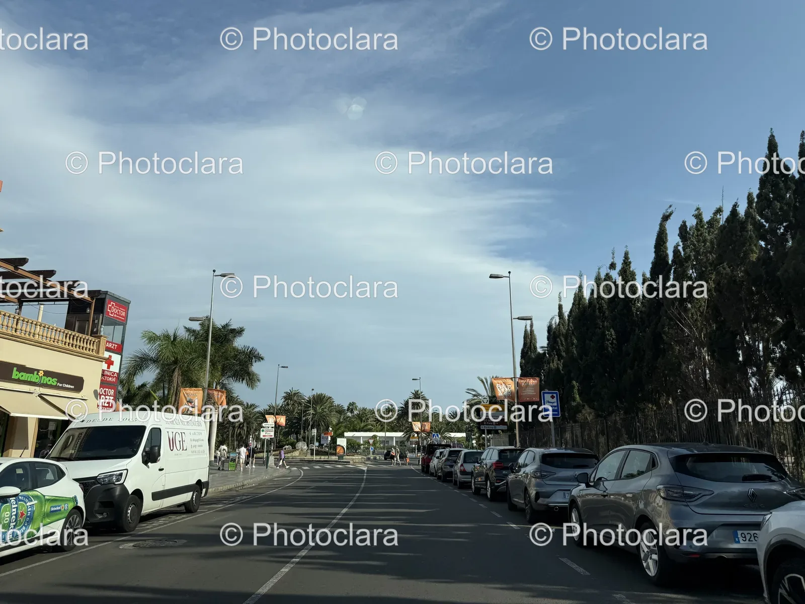 urban-street-with-parked-cars.jpg