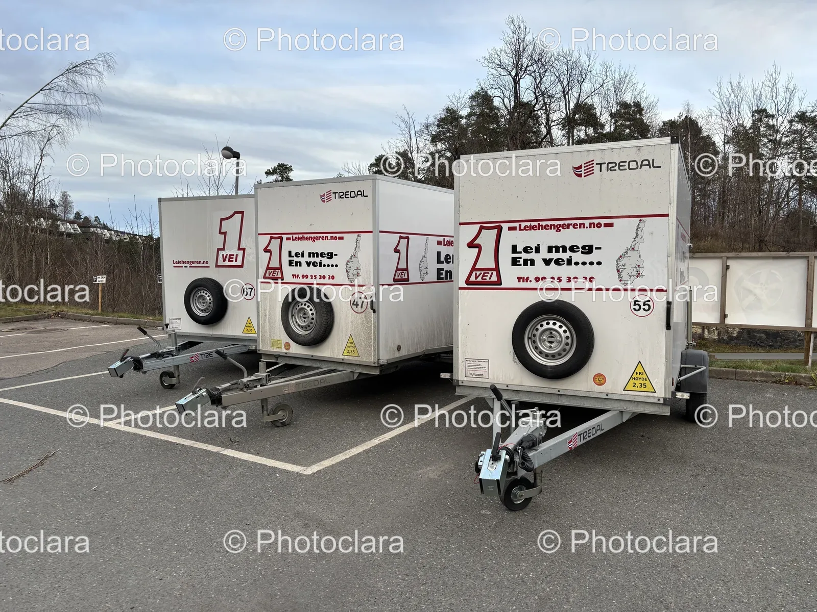 white-cargo-trailers-display.jpg