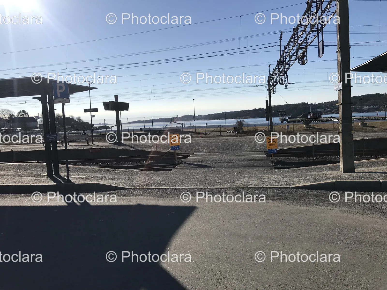 Train-Tracks-and-Power-Lines-in-Larvik.jpg